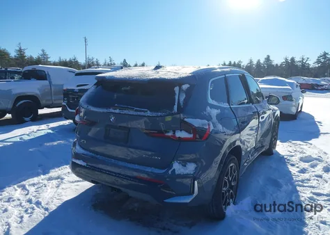 2023 BMW X1 xDrive28I z USA, uszkodzony, nr VIN WBX73EF0XP5X37300